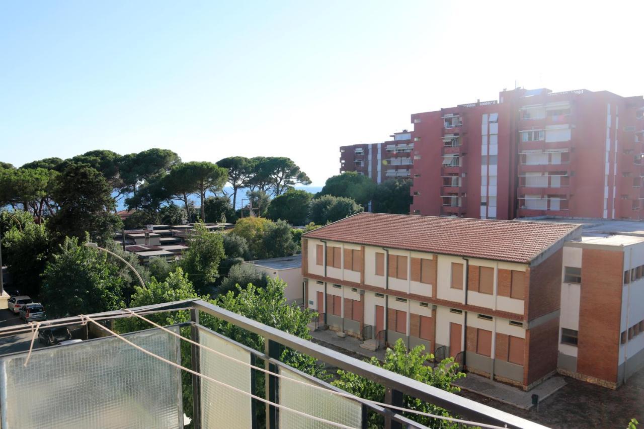 Cimarosa 5 Apartment Follonica Exterior photo